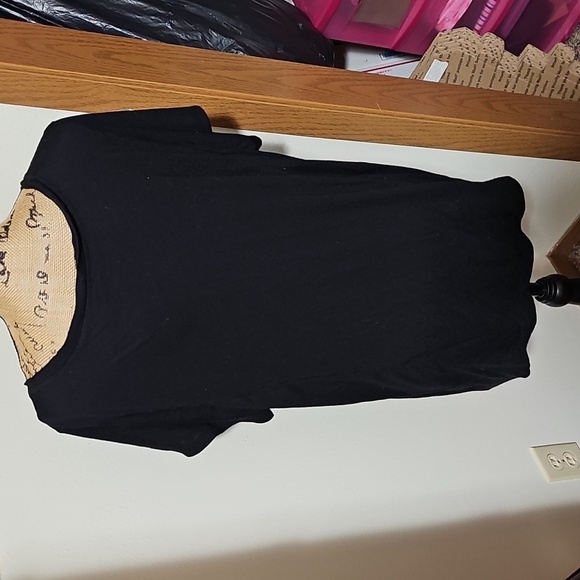 Size 2x Vintage Black Vanity Light Weight Tshirt. - Picture 2 of 2